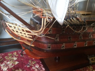 HMS Victory Model Ship (Scale 1:76)