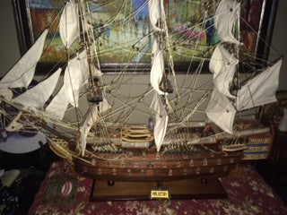 HMS Victory Model Ship (Scale 1:76)
